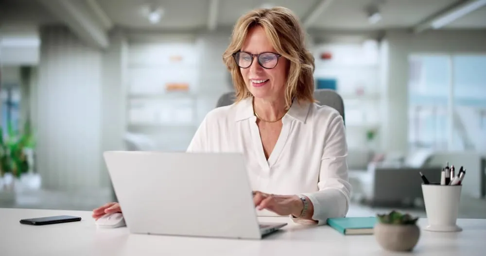 woman looking up how much younger laser resurfacing can make her look