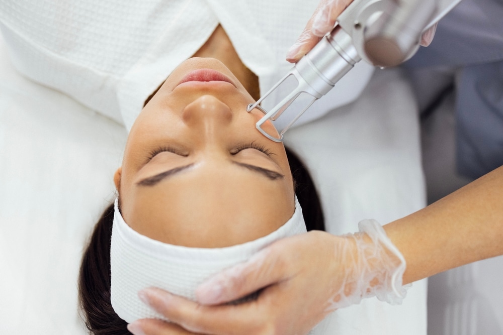 woman trying laser resurfacing in Washington DC